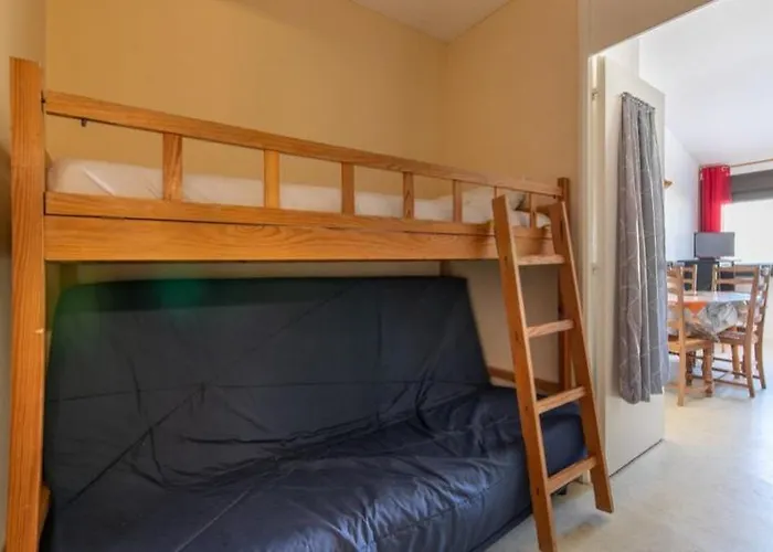 4 Personnes Au Pied Des Piste Et Sentier De Randonne *